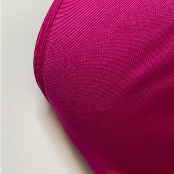 Under Armour padded sports bra - Picture 2 of 5